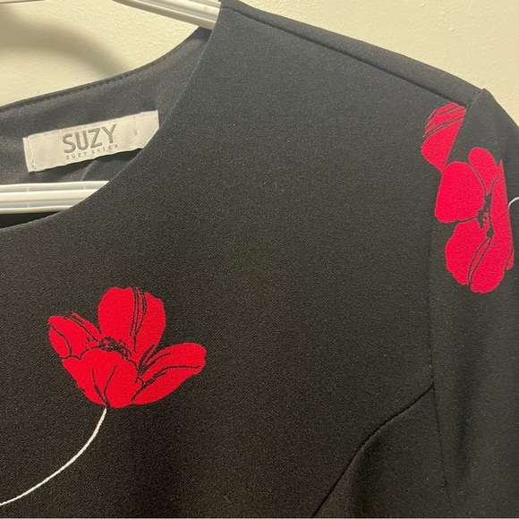 Suzy Shier Black and Red floral dress size L - Picture 6 of 6